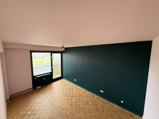 Strak geschilderd houtwerk