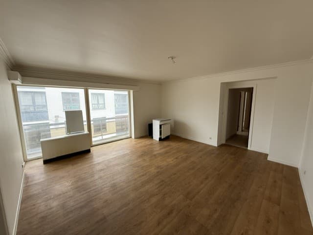 Woonkamer na het schilderwerk